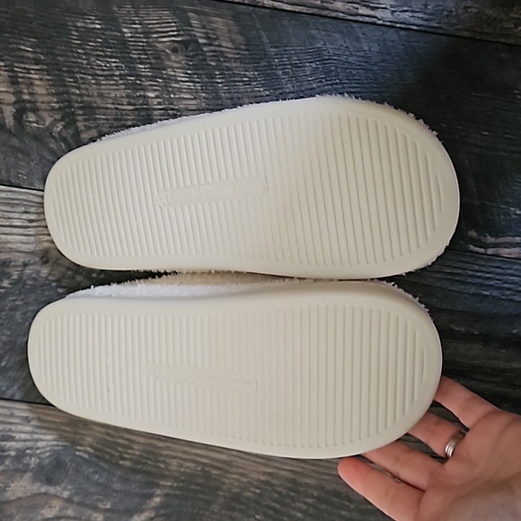 Milk & Cookies size 10-11 Slippers NEW - Picture 3 of 6
